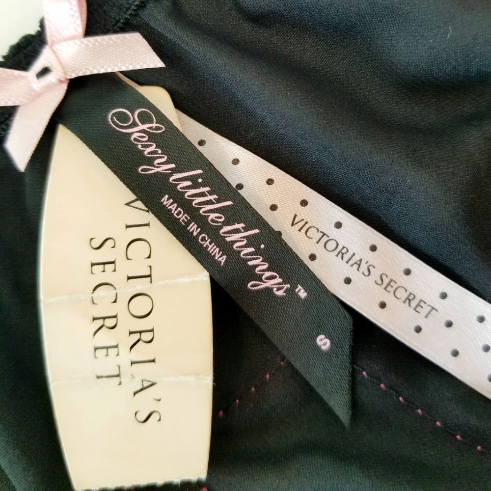 Victoria's Secret Vintage Sexy Little Things Velvet Hoodie Bikini Panty NWT Key - Picture 13 of 16